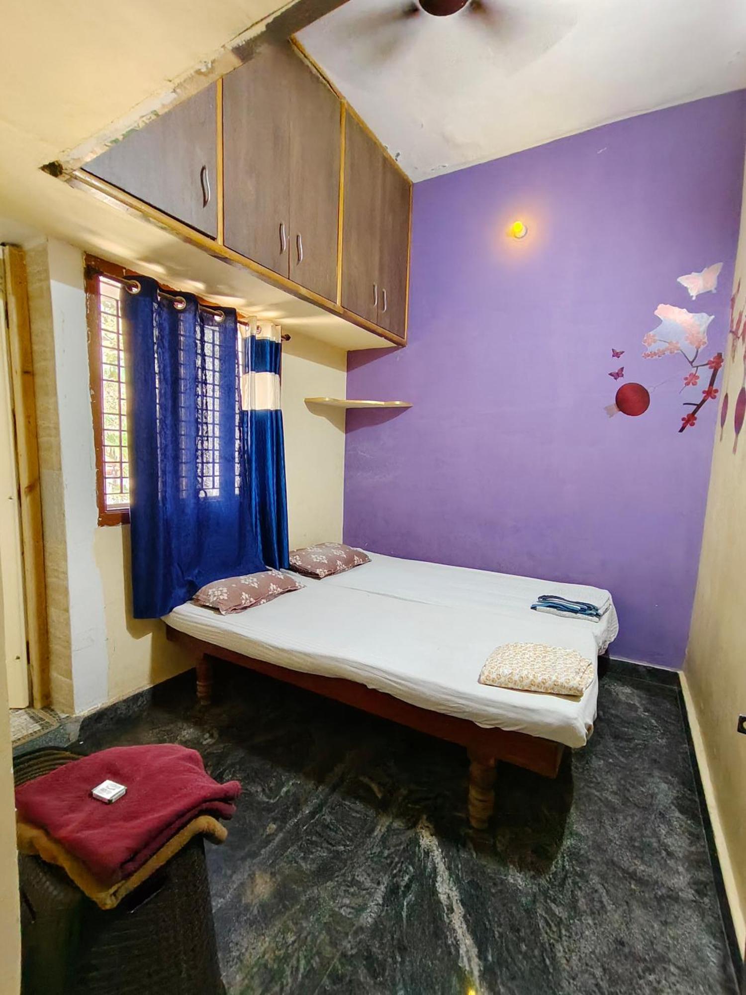 Magic Rock * Hospet